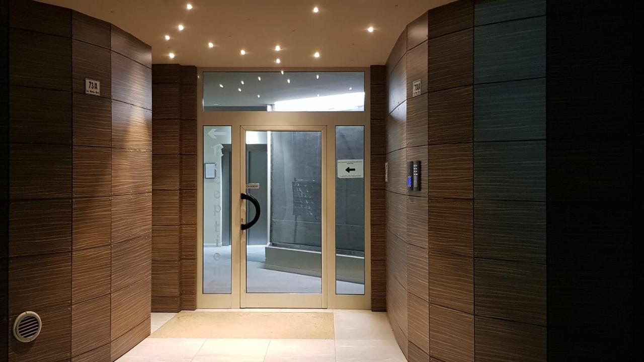 Condominio La Torre 1 Galliate エクステリア 写真